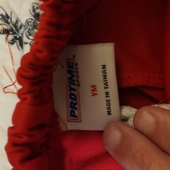 *Donating on 3/12 if not purchased*    2 Pairs Athletic Shorts - Picture 2 of 6